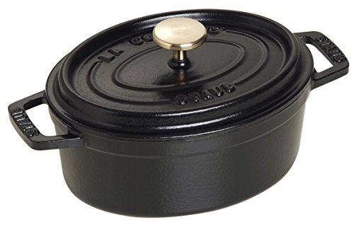 Staub Cast Iron Roaster/Cocotte, Oval 15 cm, 0.6 L, Black