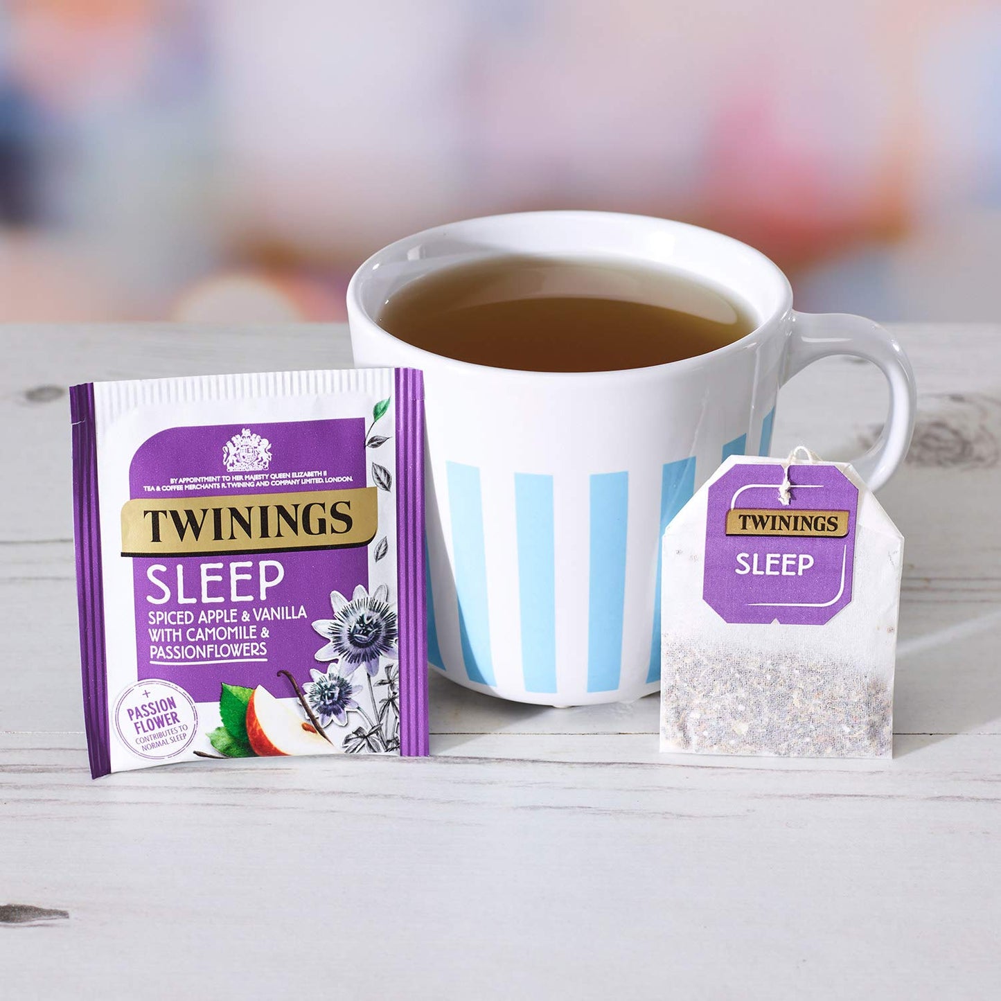 Twinings Superblends Sleep Tea - Spiced Apple & Vanilla Herbal Tea Infusion with Camomile & Passion Flower - 80 Biodegradable Tea Bags