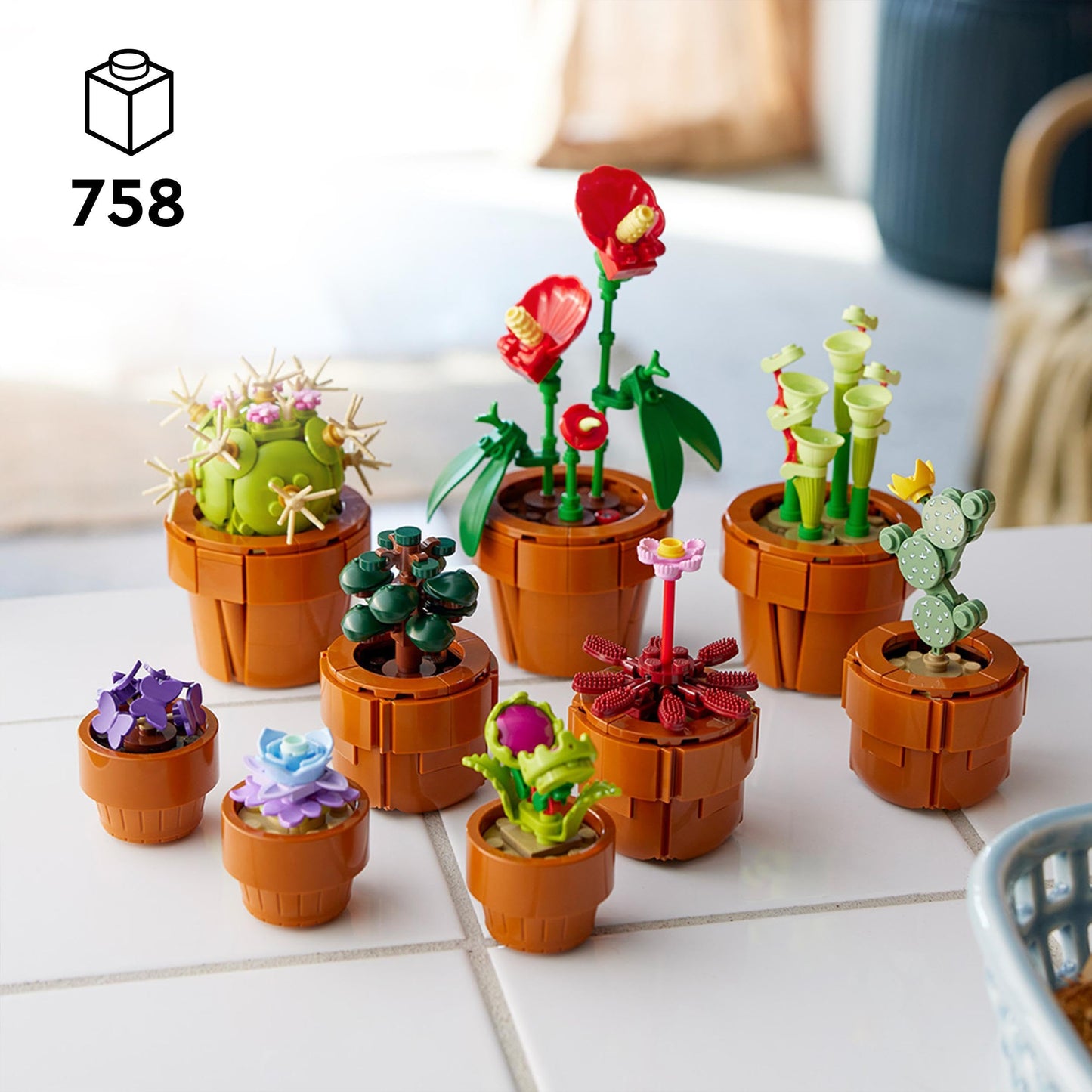 LEGO 10329 Icons Tiny Plants Set, Artificial Flowers in 9 Buildable Teracotta-Coloured Pots, Botanical Collection, Home Decor Accessory, Valentine's Day Treat, Gift Idea for Her, Him, Wife or Husband